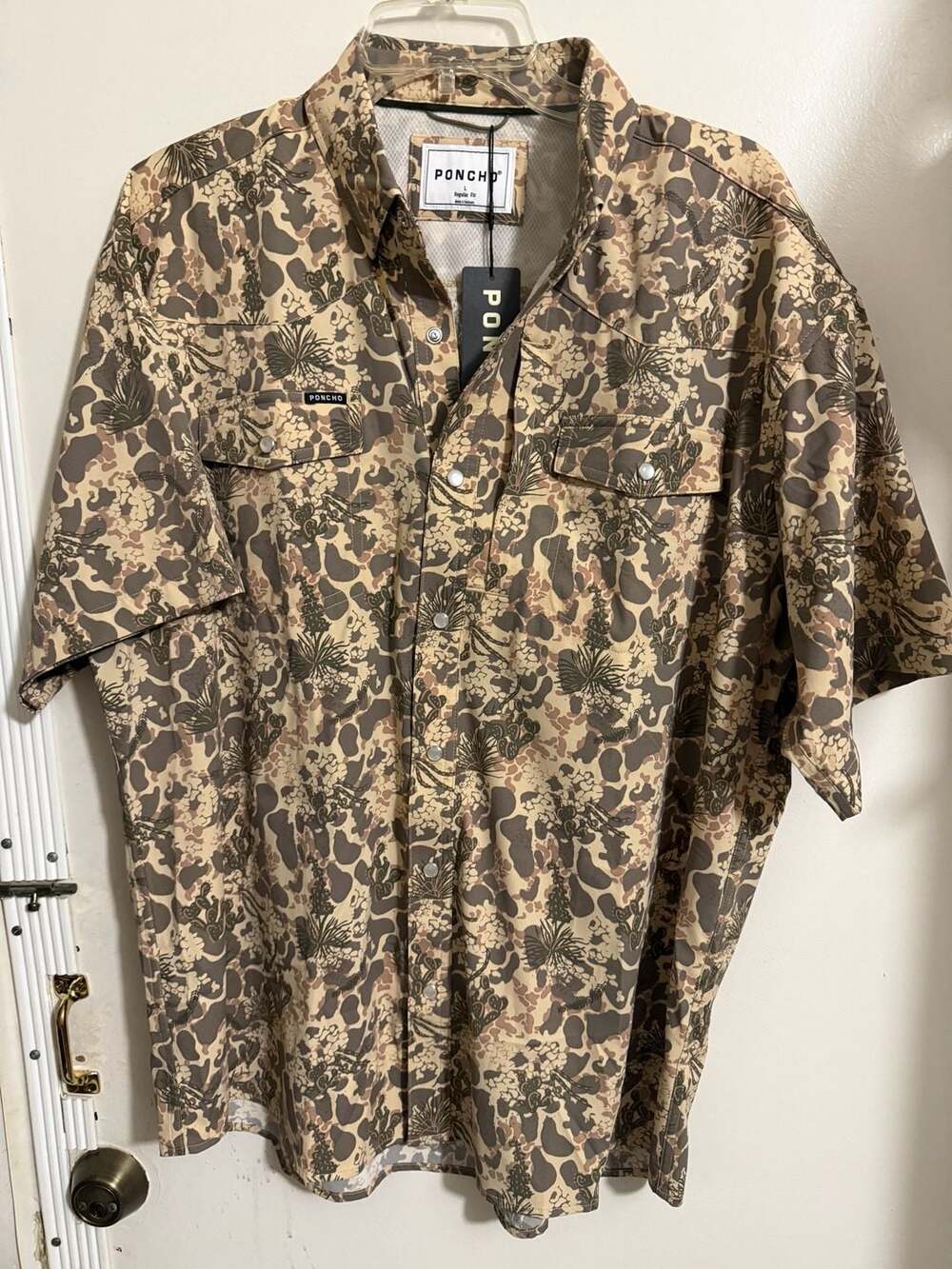 Poncho Mens The Abilene Short Sleeve Shirt Camo Regular Fit Size L